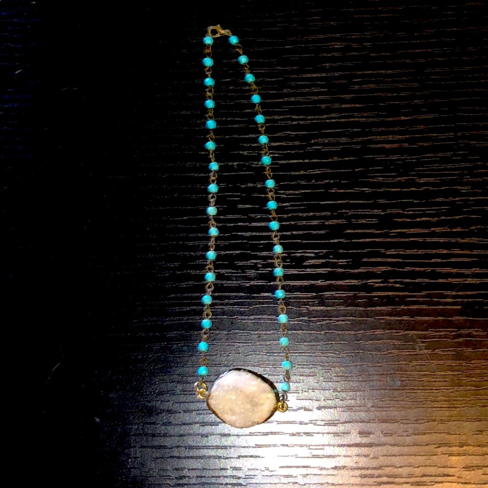 choker necklace